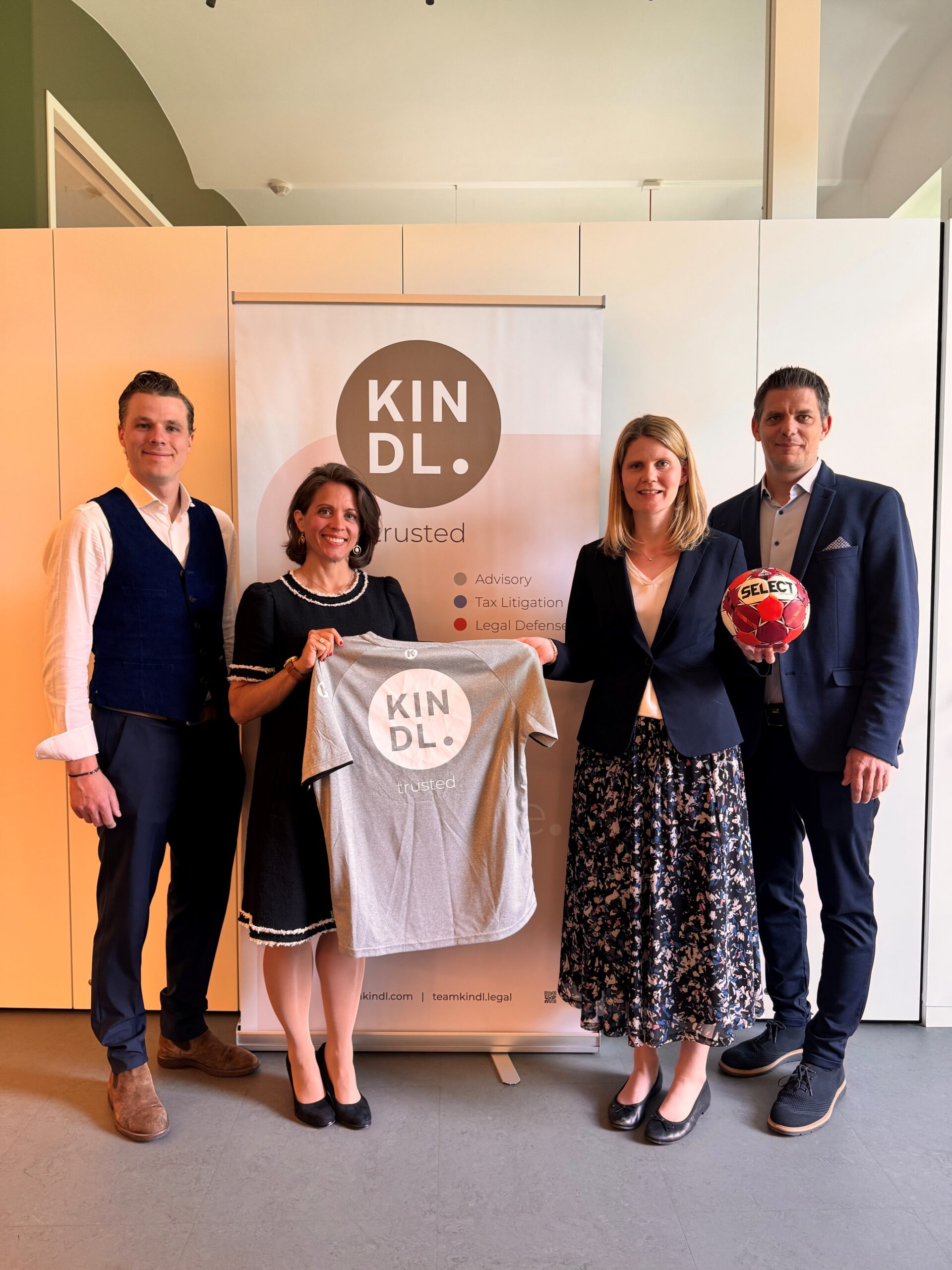 KINDL.trusted offizielle Schiedsrichter:innen-Partnerin des Österreichischen Handballbunds (ÖHB)